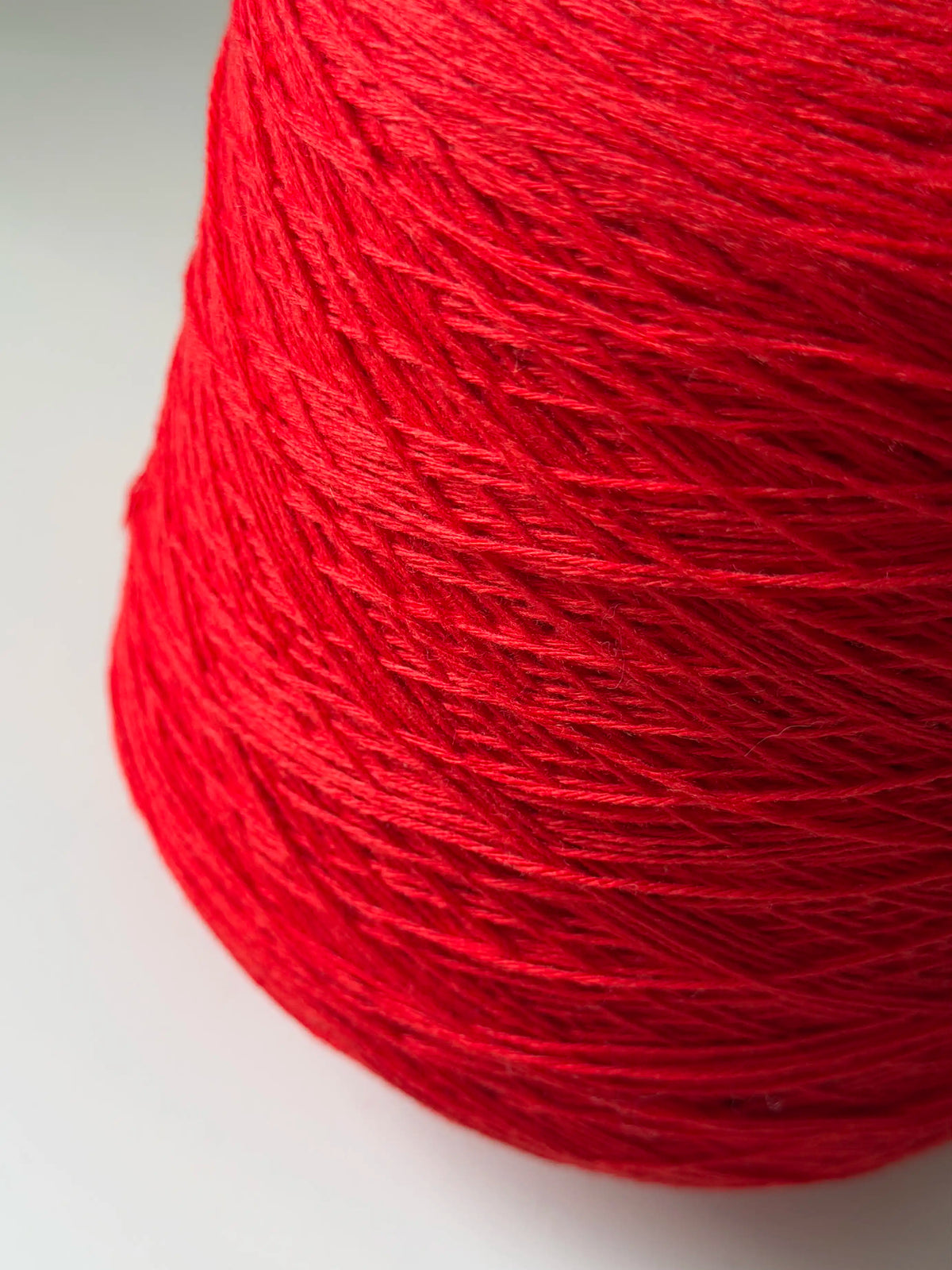 Lana Cashmere. Merino & Cashmere Luxury Yarn. Red