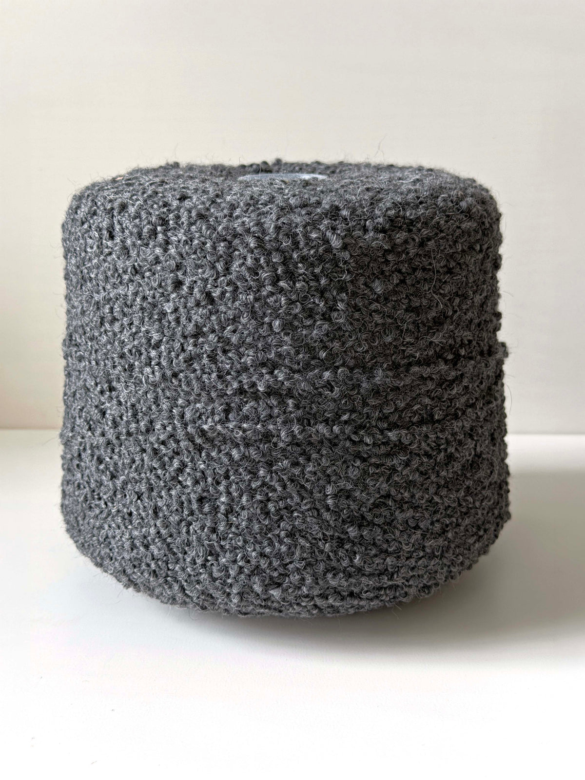Curly Avia Baby Alpaca Bouclé Super Chunky Yarn, Charcoal Grey