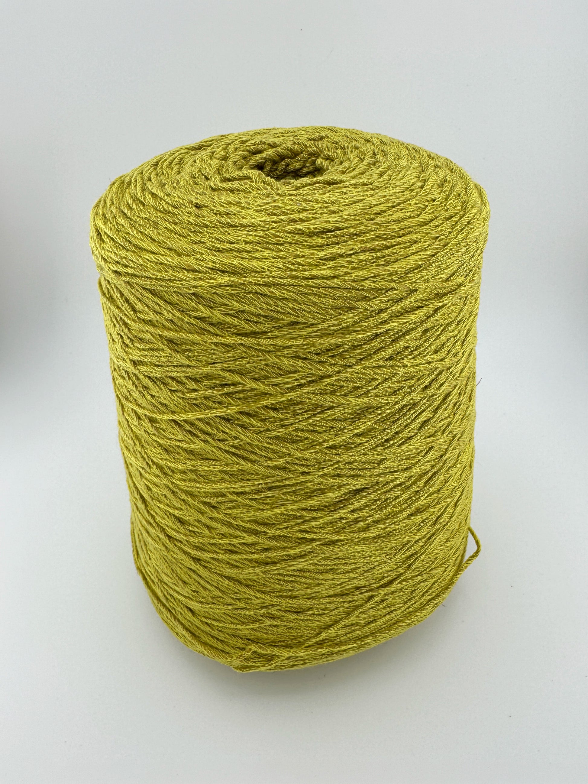 Filati Venezia Patagonia | Chartreuse DK Yarn | ColourPopCrafts