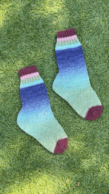 Gradient Socks – Digital Knitting Pattern | ColorPopCrafts
