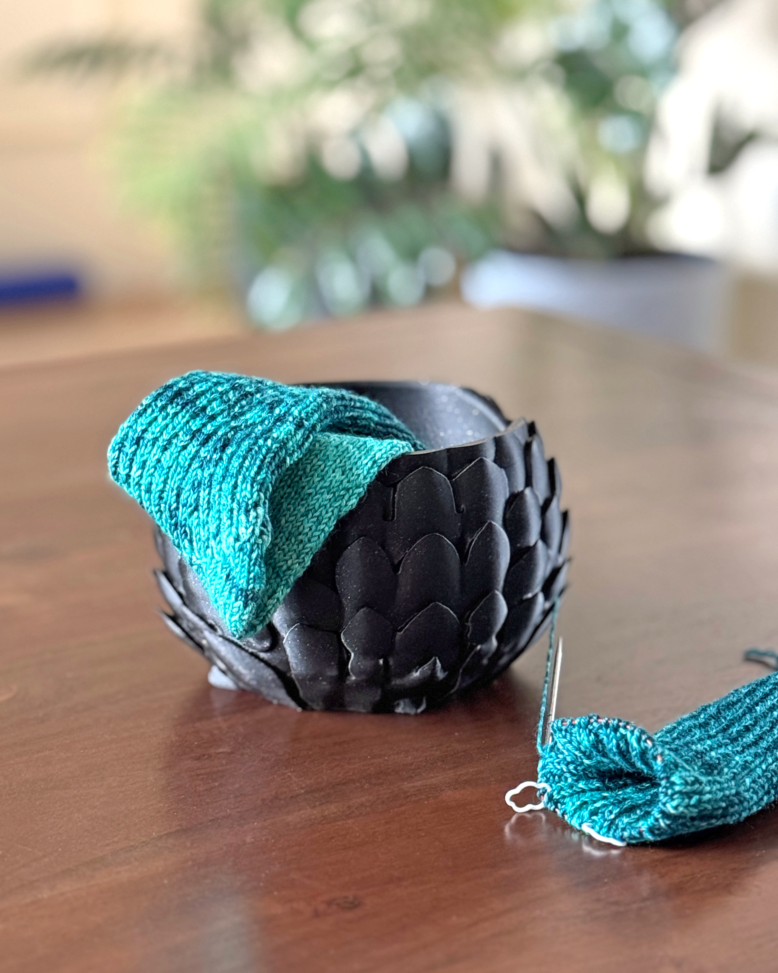 Dragon Scale Yarn Bowl – 3D Printed Knitting & Crochet Accessory