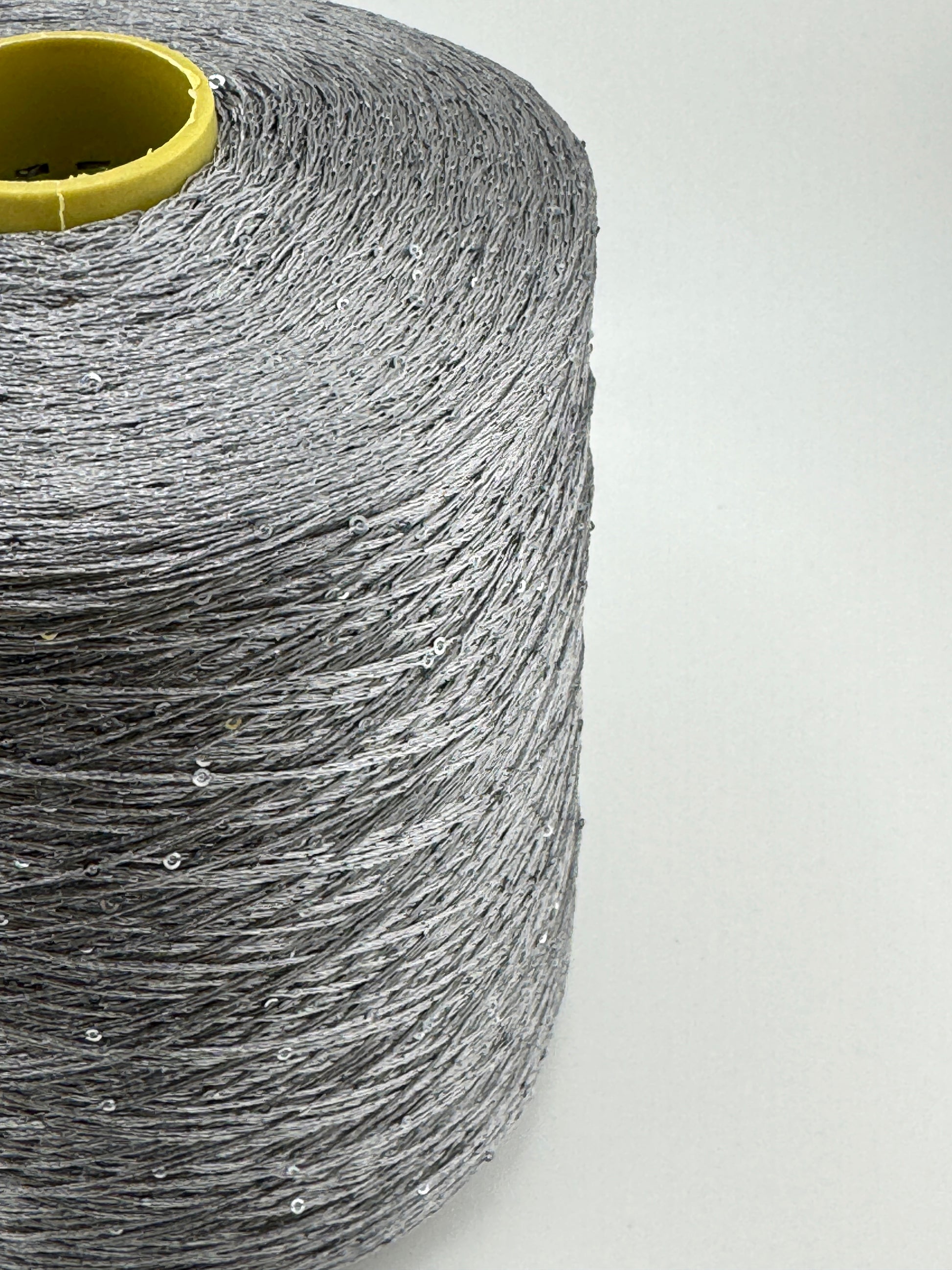 Paillettes Micro Yarn. Silver Grey | ColourPopCrafts
