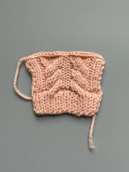 Queenotto Merino Wool & Alpaca Yarn | Soft Coral Swatch | ColourPopCrafts