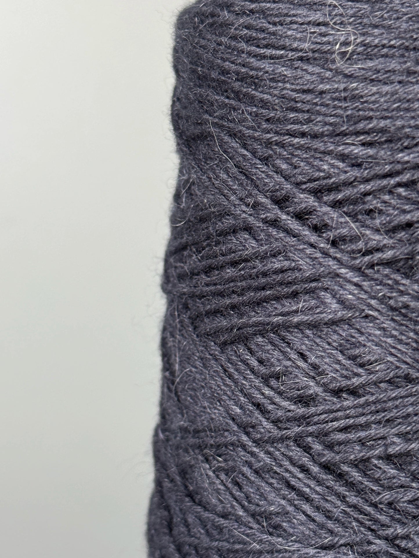 Queenotto Wool & Cashmere Yarn | Navy Blue
