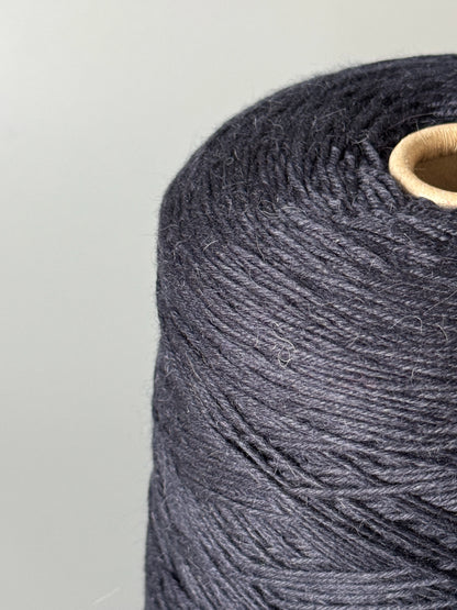 Queenotto Wool & Cashmere Yarn | Navy Blue