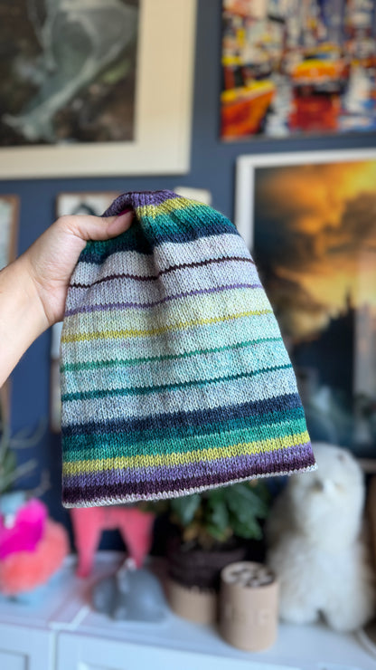 Symmetric Sock & More - Illusion Hat | ColourPopCrafts