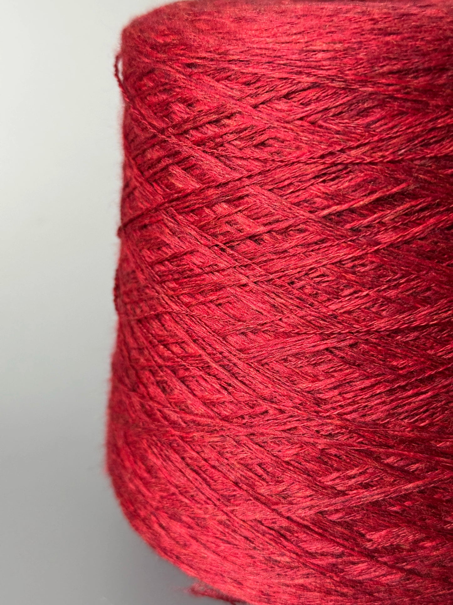 Zegna Baruffa Fiammato. 100% Virgin Wool. Red