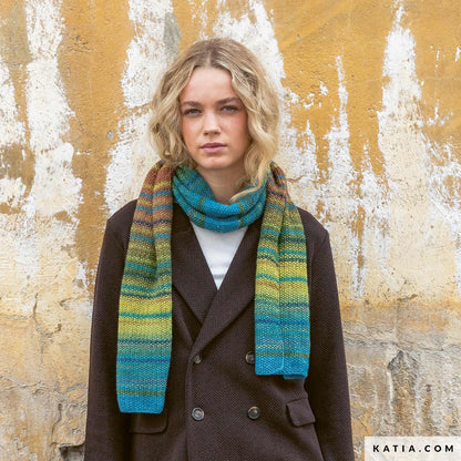 Scarf knitting pattern using Symmetric Socks & More Paradise