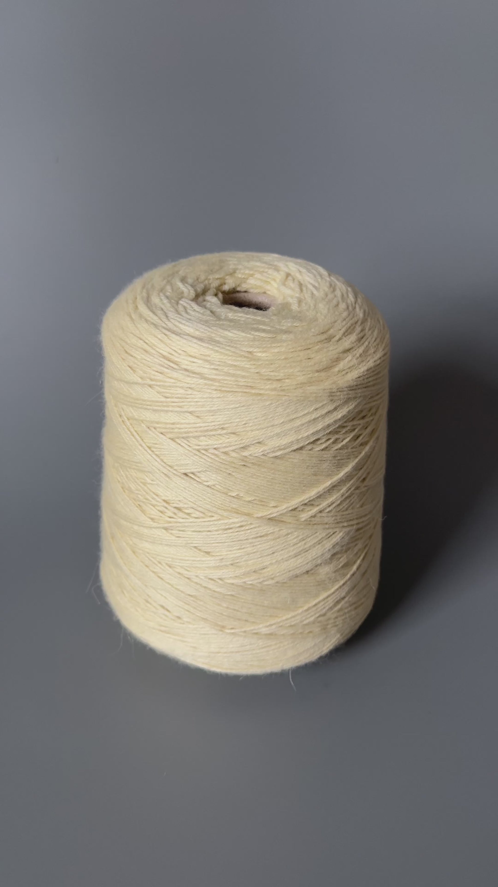 Queenotto Wool & Cashmere Yarn | Vanilla